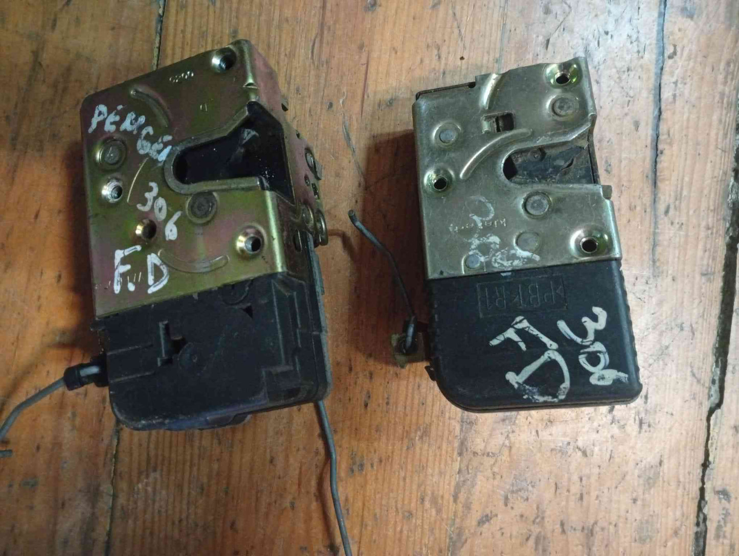 Fechadura / Fecho Porta Frente Direito - PEUGEOT 306 (7B, N3, N5) 2000
