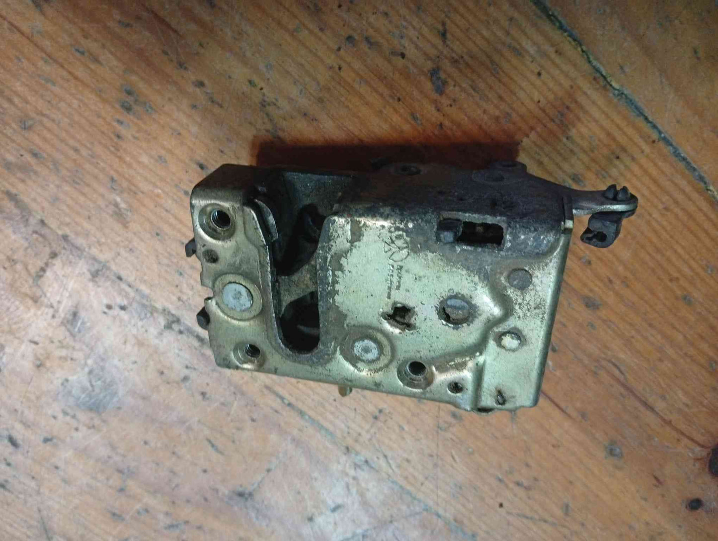 Fechadura / Fecho Porta Trás Direito - PEUGEOT 106 I (1A, 1C) 1994