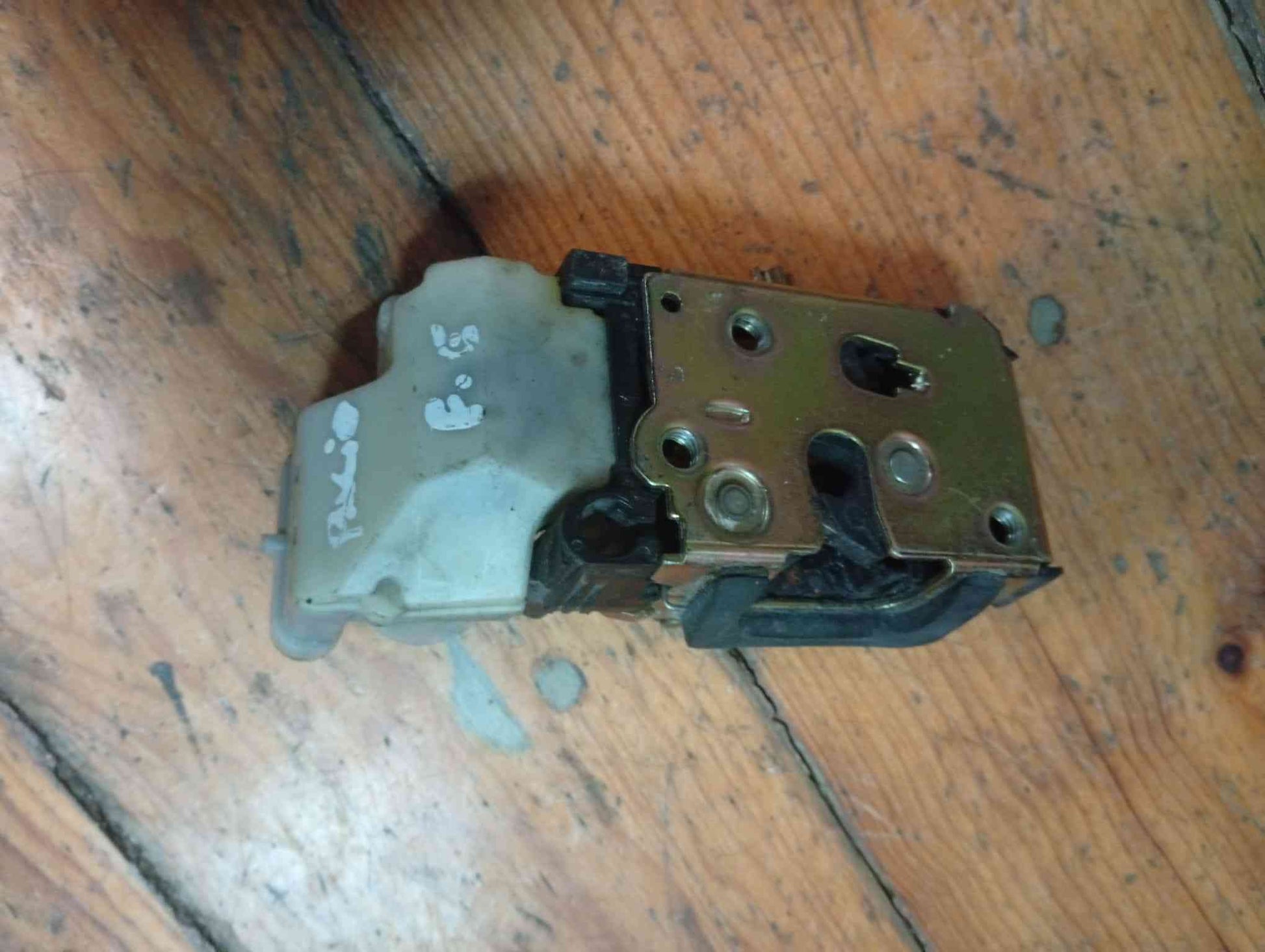 Fechadura / Fecho Porta Frente Esquerdo - FIAT PALIO (178_, 171_, 371_) 1999