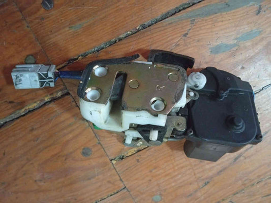Fechadura / Fecho Porta Trás Esquerdo - ROVER 400 II (XW) 1994