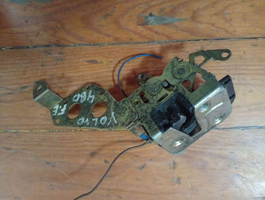 Fechadura / Fecho Porta Frente Direito - VOLVO 480 (482) 1995