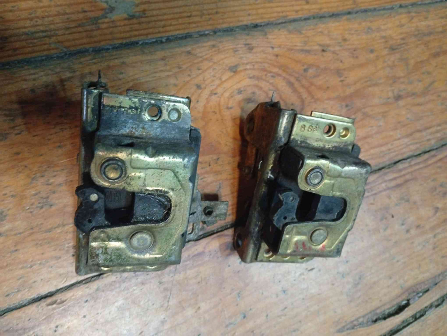 Fechadura / Fecho Porta Trás Direito - VW GOLF II (19E, 1G1) 1990