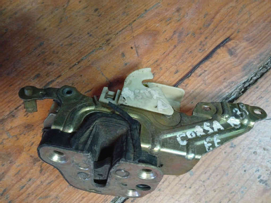 Fechadura / Fecho Porta Frente Esquerdo - OPEL CORSA B (S93) 1996
