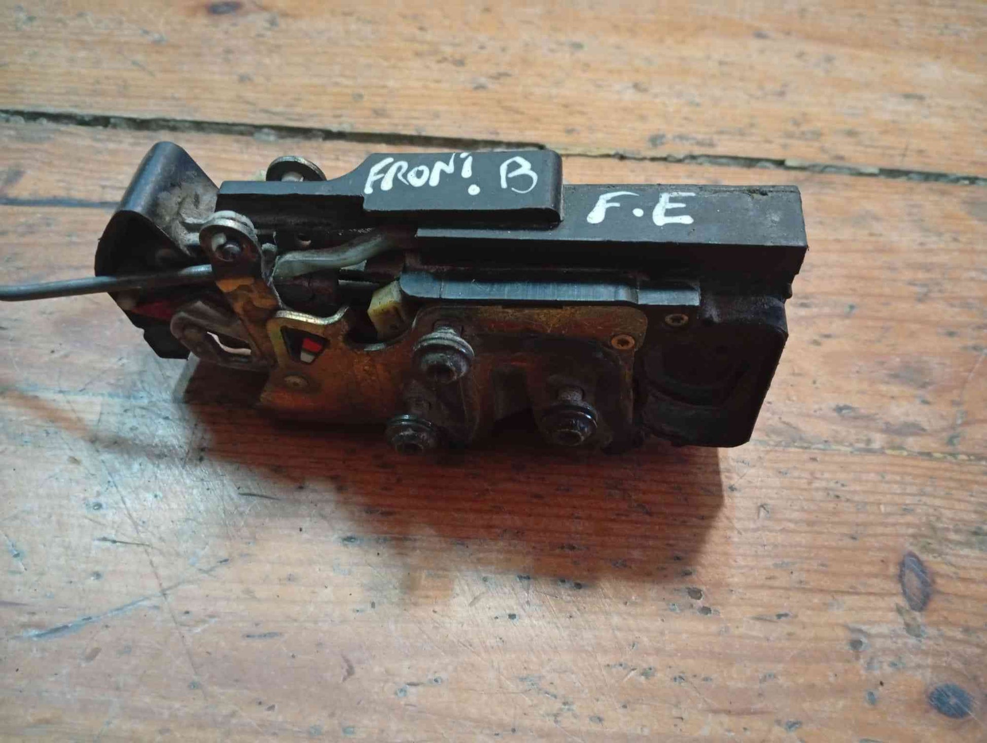 Fechadura / Fecho Porta Frente Esquerdo - OPEL FRONTERA B (U99) 2002
