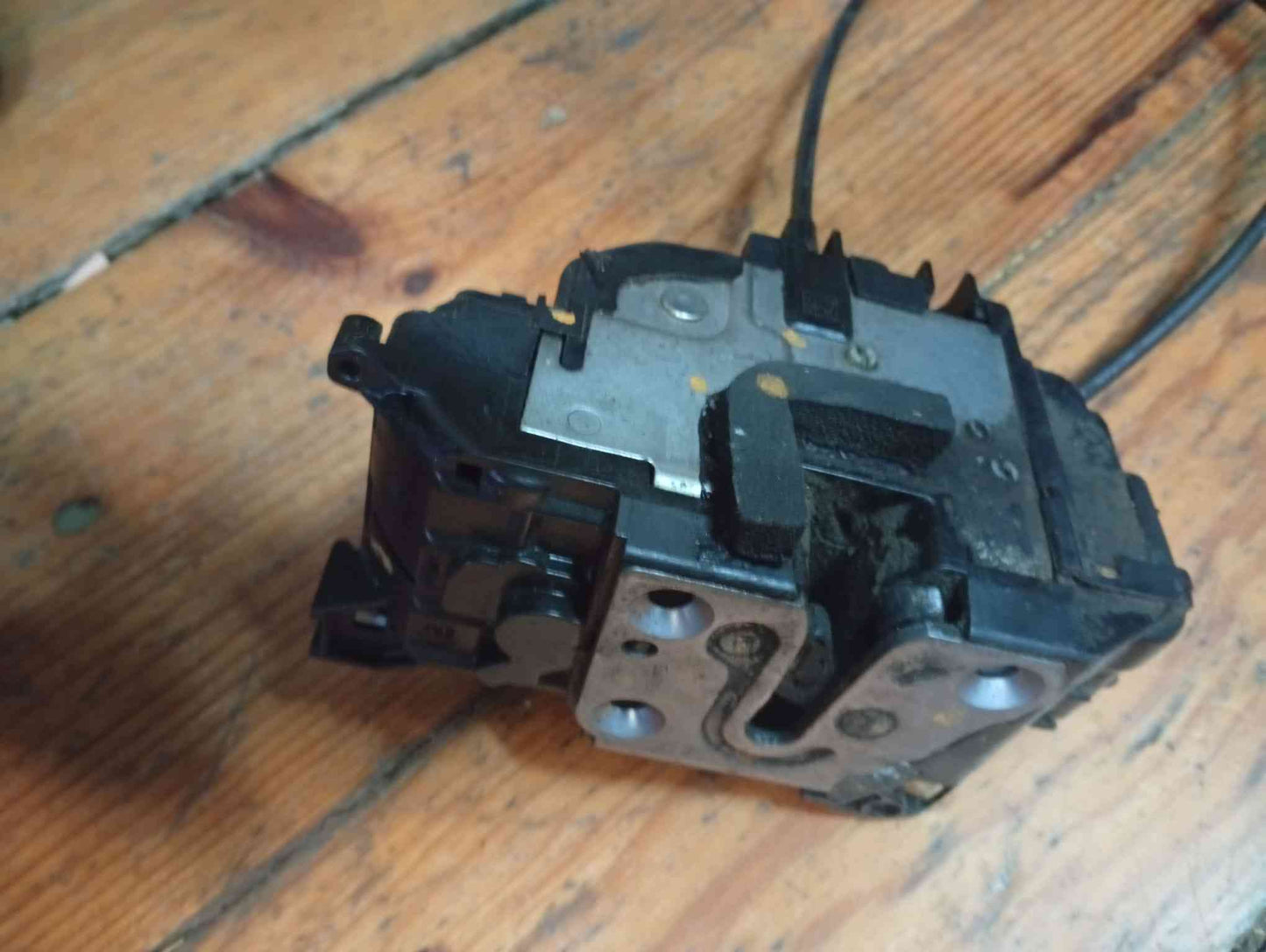 Fechadura / Fecho Porta Direito - RENAULT CLIO III (BR0/1, CR0/1) 2005