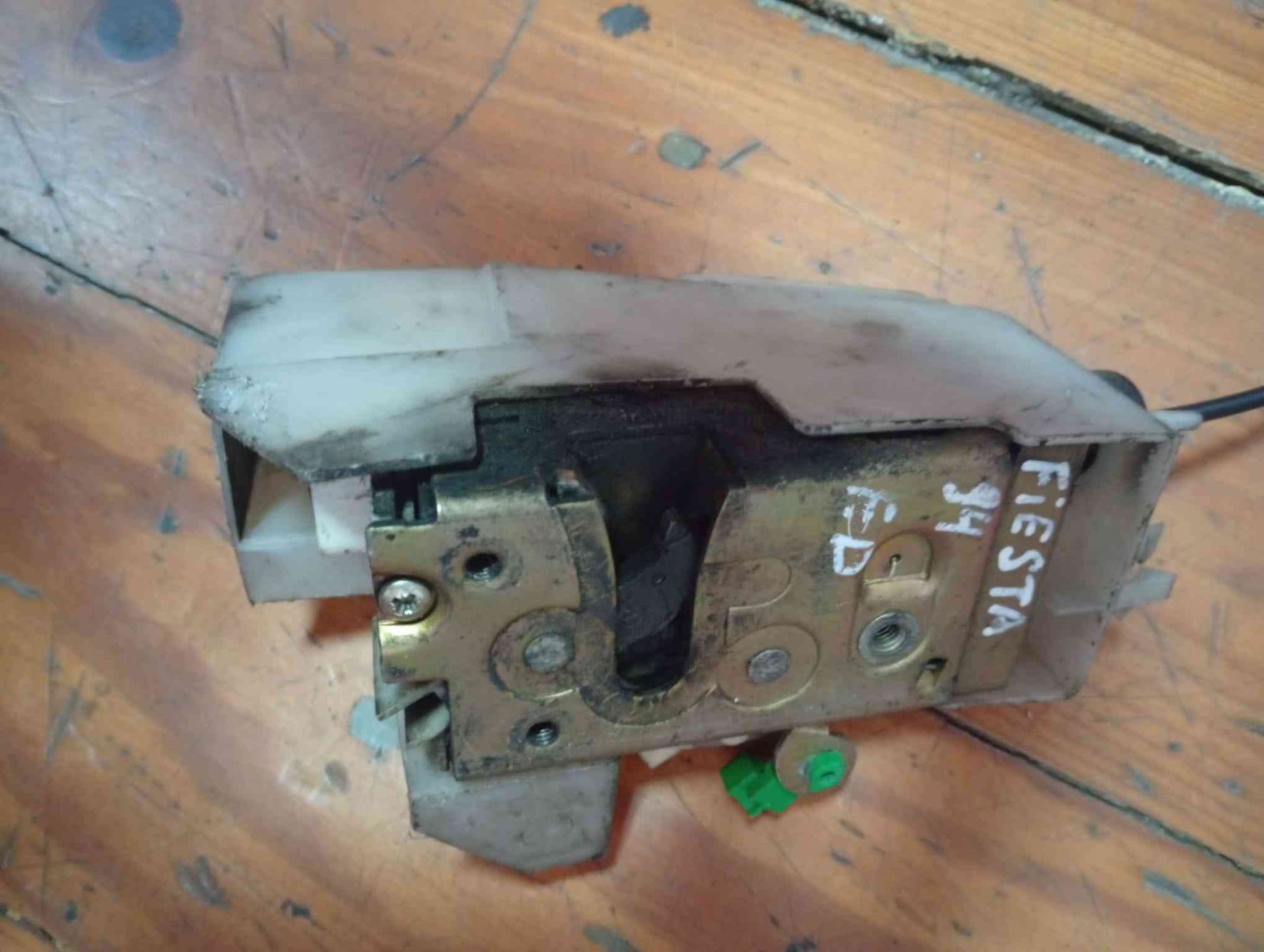 Fechadura / Fecho Porta Frente Direito - FORD FIESTA III (GFJ) 1994
