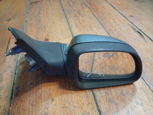Espelho Retrovisor Esquerdo - RENAULT CLIO I (B/C57_, 5/357_) 1992 1.2 (B/C/S57A, B/C57S, 5/357F, 5/357J, 5/357L, 5/357R) (43 kW / 58 cv) [05.1990 - 09.1998]