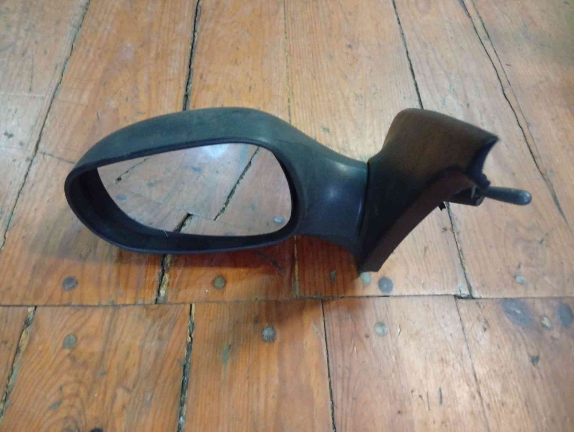 Espelho Retrovisor Esquerdo - RENAULT CLIO II (BB_, CB_) 2000 1.4 (B/CB0C, B/CB0S) (55 kW / 75 cv) [09.1998 - 05.2005]