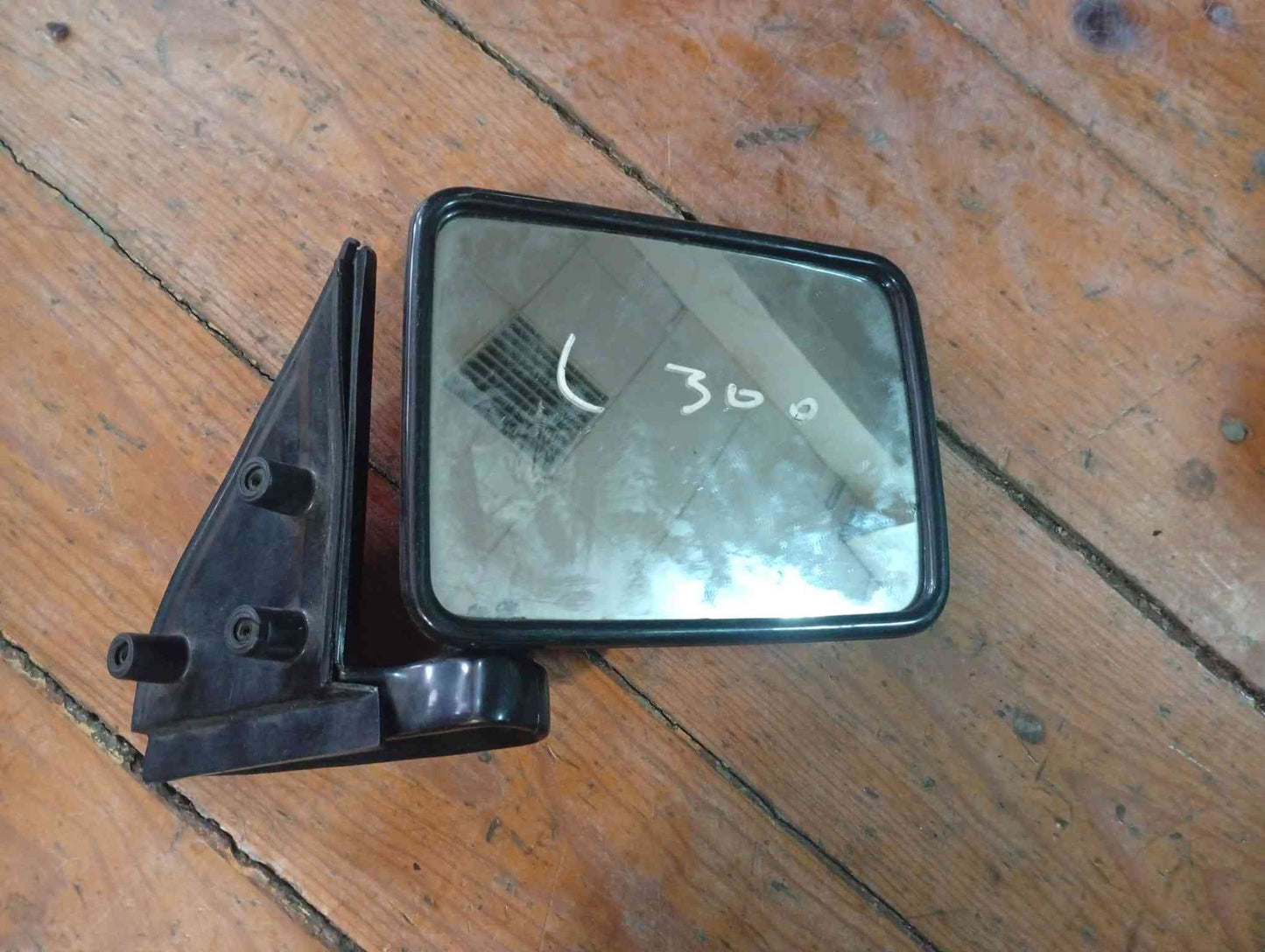 Espelho Retrovisor Direito - MITSUBISHI L 300 III Caixa (P0_V, P1_V, P2_V) 1995