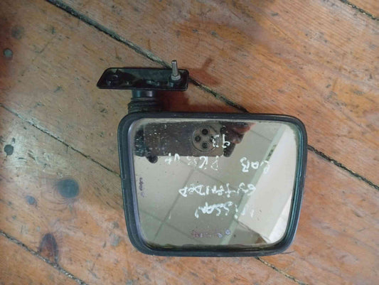 Espelho Retrovisor Esquerdo - NISSAN PATROL GR IV (Y60, GR, 260L) 1992