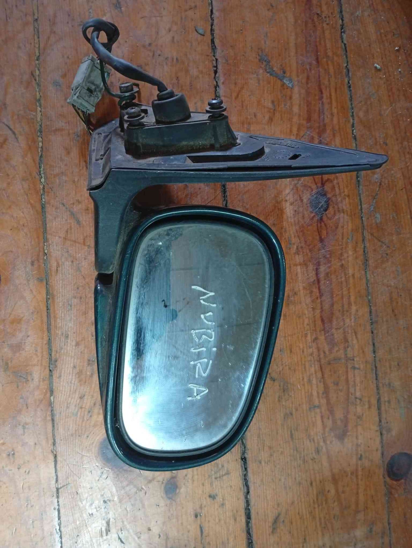 Espelho Retrovisor Direito - DAEWOO NUBIRA três volumes (J150) 2001