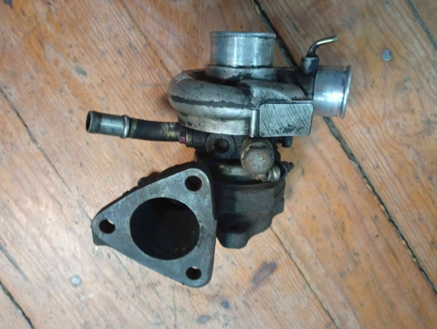 Turbo - HYUNDAI H-1 Camião de plataforma/chassis 2000