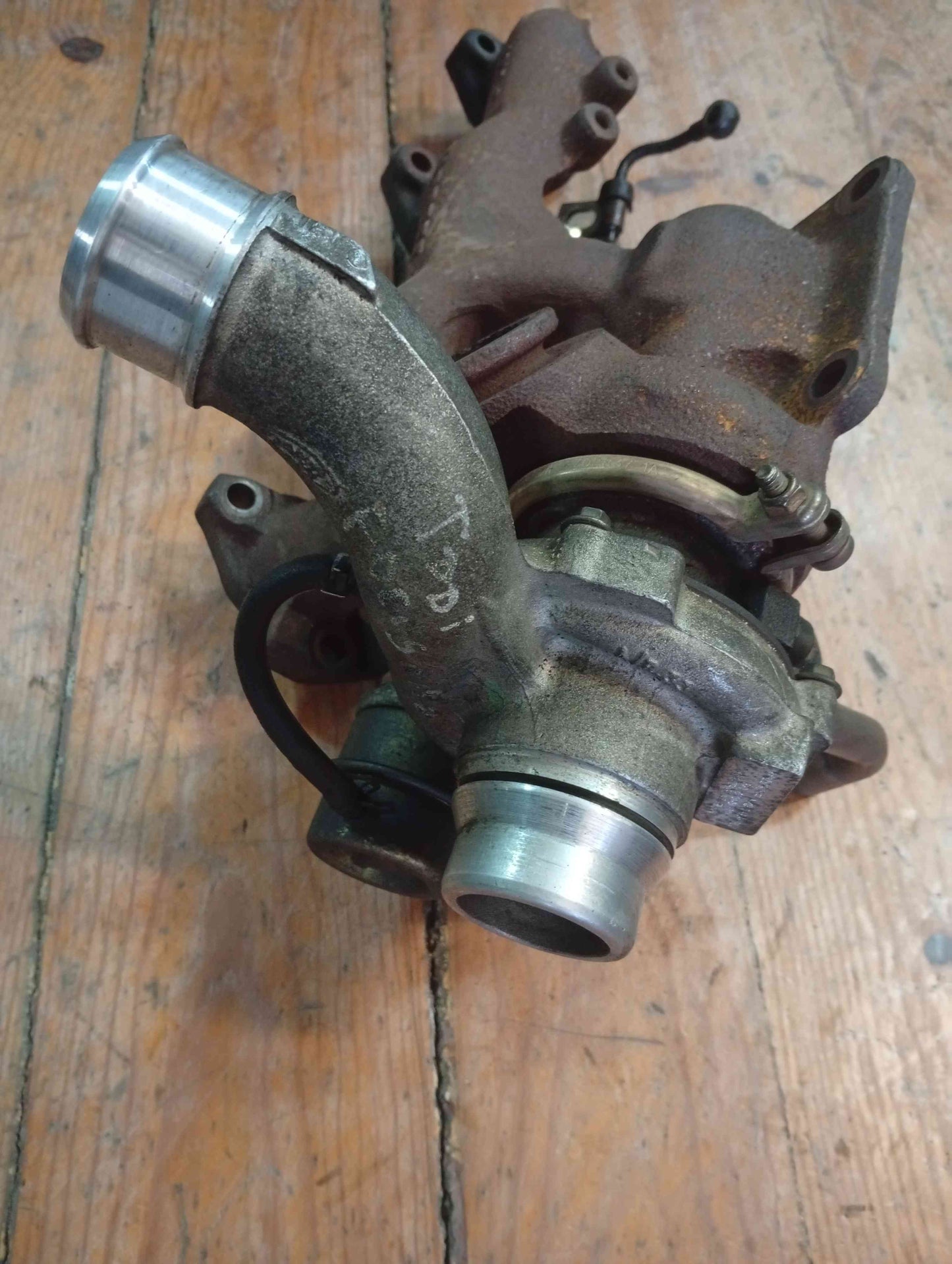 Turbo - FORD FOCUS I três volumes (DFW) 2002