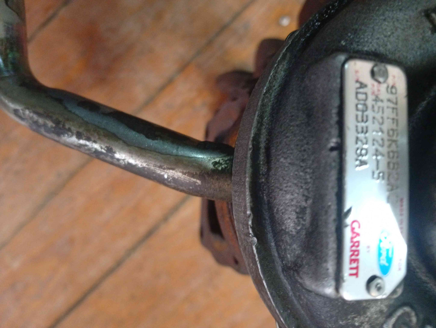 Turbo - FORD MONDEO II três volumes (BFP) 1998