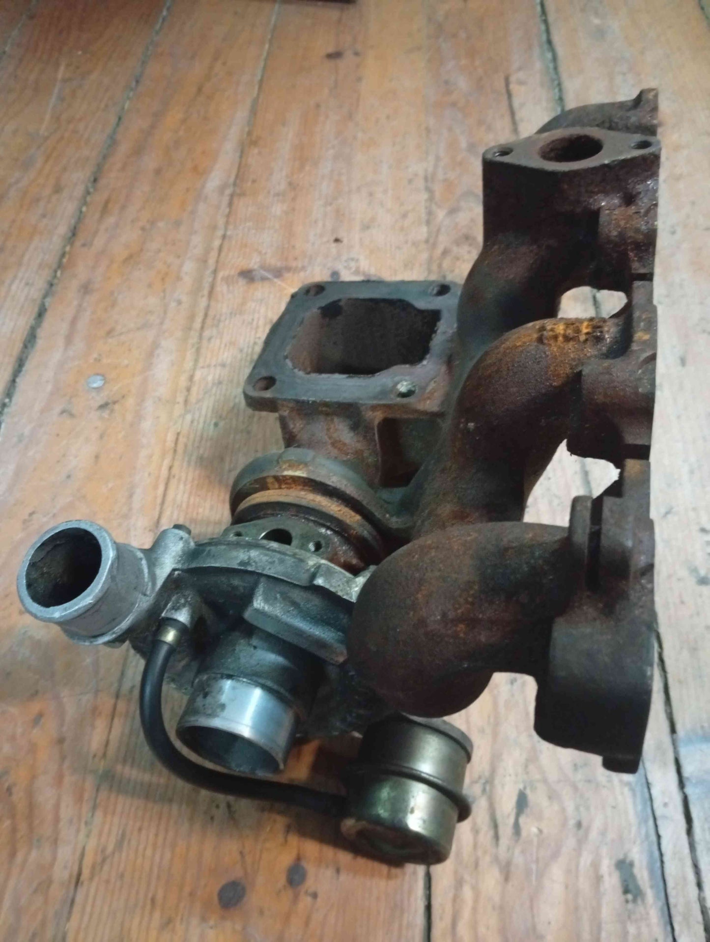 Turbo - FORD MONDEO III três volumes (B4Y) 2003